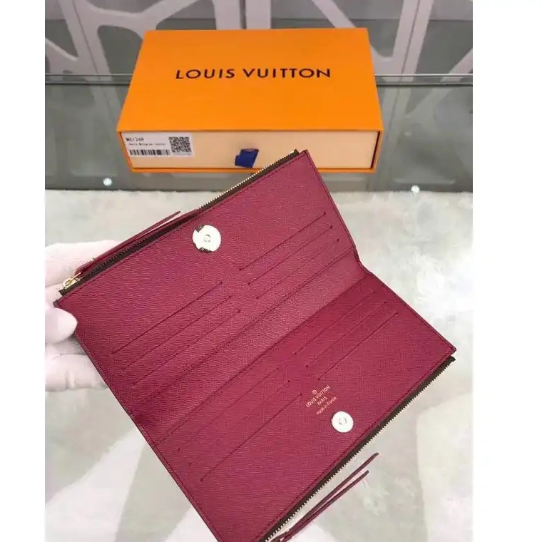 Fashionrepsfam ru 19T1L0147 LV Bags 0506